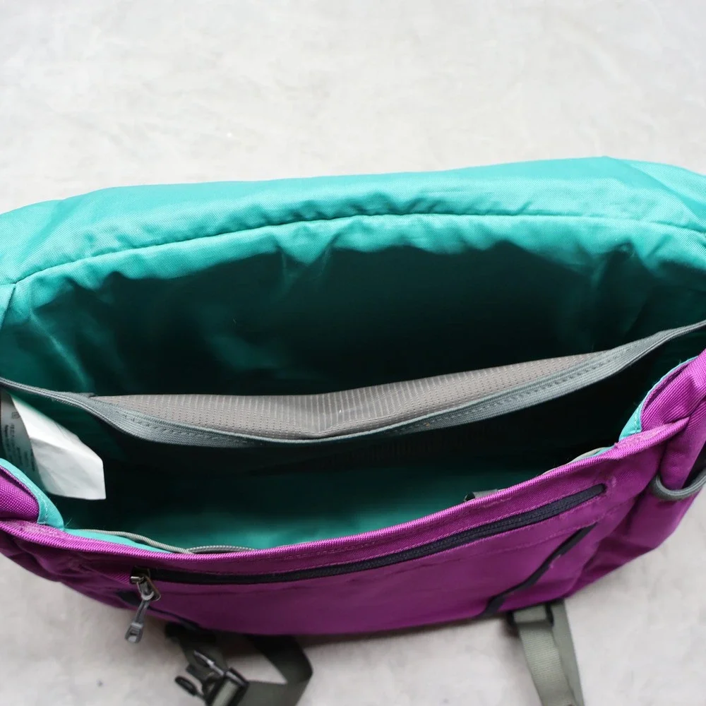 Patagonia Bag Unisex OS Purple MiniMass Messenger Crossbody‎ Utility Commuter